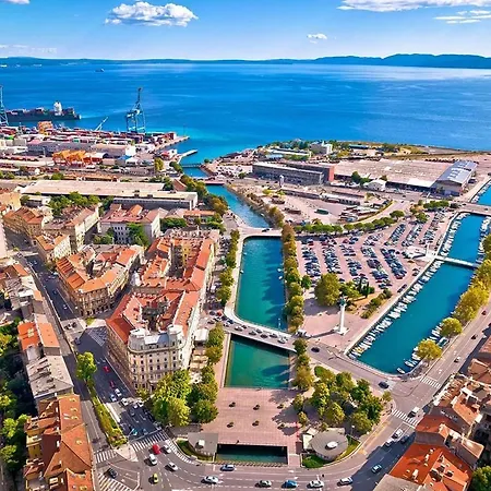 Leon Apartment Rijeka Exterior photo